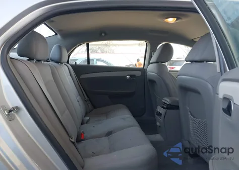 2010 Chevrolet Malibu Ls из США, поврежденный, VIN 1G1ZB5EB8AF271369